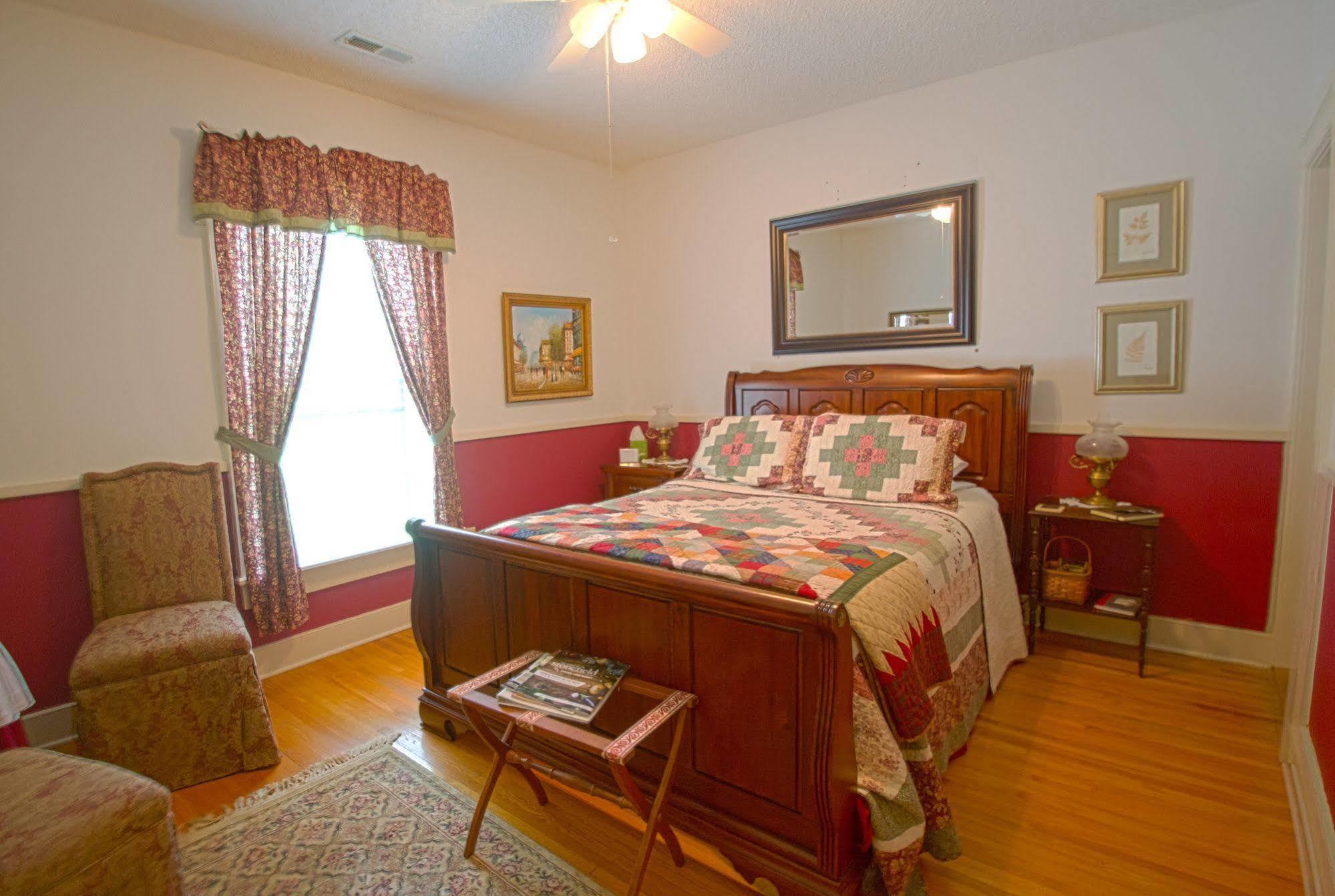 Orchard House B&B Lovingston 외부 사진